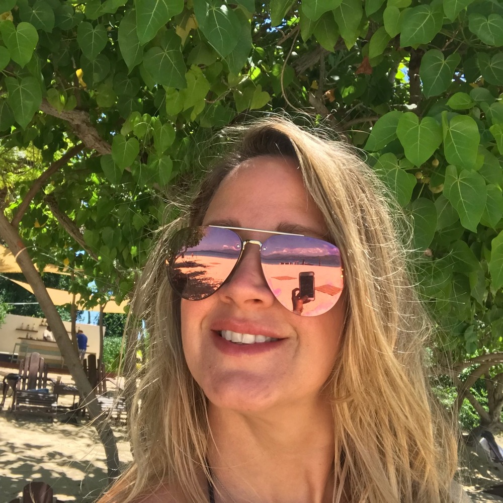 Meet your Posher, Ivon